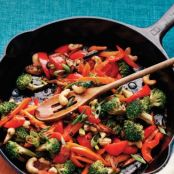 Stir-Fried Broccoli with Bell Peppers and Cashews