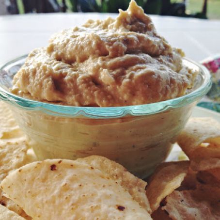 Creamy Hummus Dip