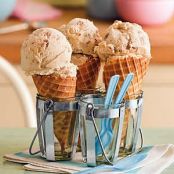 Peach-and-Toasted Pecan Ice Cream