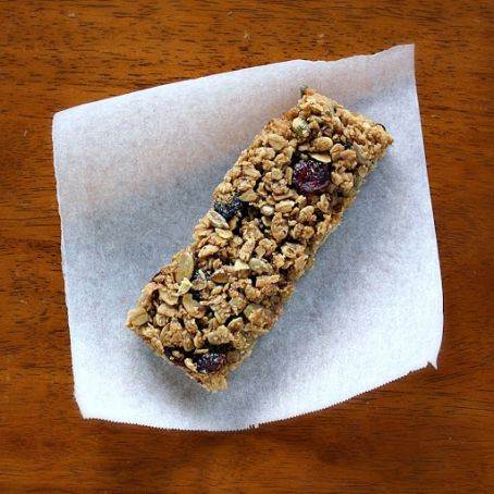 Allergy-friendly Fruit and Seed Chewy Granola Bars