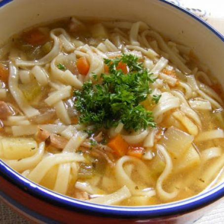 Turkey Soup (from leftover bird)