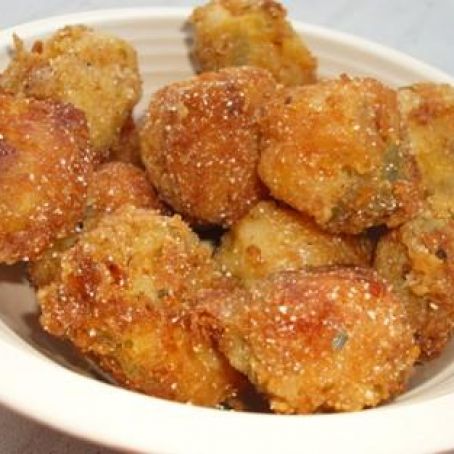 Fried Macaroni and Cheese Balls