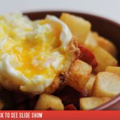 Huevos Estrellados con Chorizo (Fried Eggs With Chorizo)