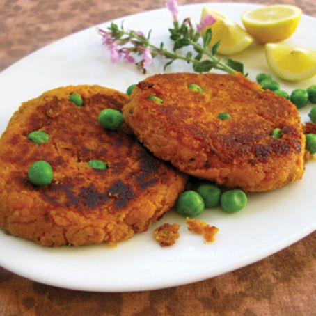 Sweet Potato–Chickpea-Quinoa Burgers