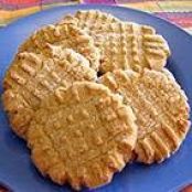 CLASSIC PEANUT BUTTER COOKIES