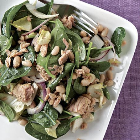 Spinach and White Bean Salad with Tuna