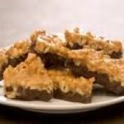 CASHEW ALMOND CHOCOLATE CRUNCH