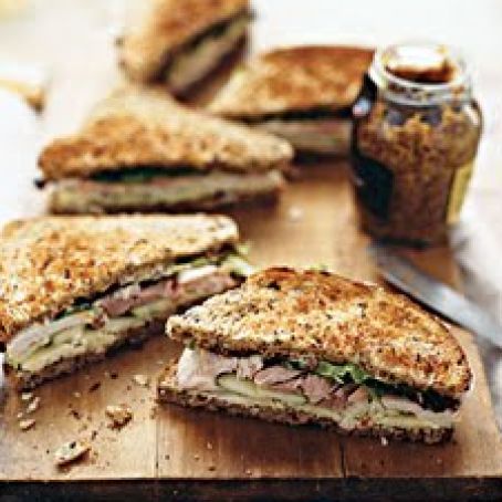 Turkey, Cheddar, and Green-Apple Sandwich