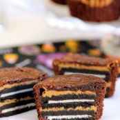 Oreo and Peanut Butter Brownie Cakes