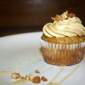 Banana Cupcakes with Peanut Butter Honey Buttercream