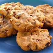 Reese's Classic Peanut Butter and Milk Chocolate Chip Cookies