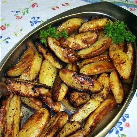 Greek Potatoes (Oven-Roasted and Delicious!)