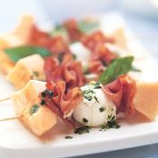 Brochettes of Melon, Prosciutto, and Fresh Mozzarella