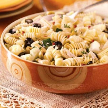 Sweet and Tangy Pasta Salad Recipe