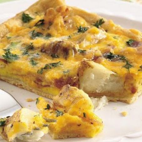 Bacon and Potato Breakfast Pizza