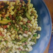 Spring Mac n Cheese with Peas & Asparagus (Rachael Ray)