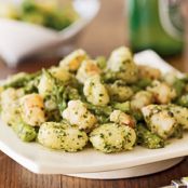 Ginocchi with Shrimp, Aspargus, and Pesto
