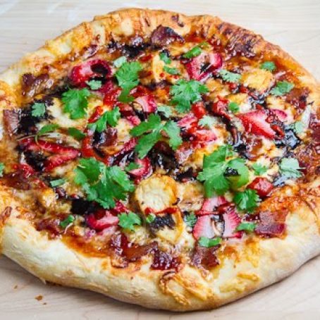 Balsamic Strawberry and Chicken Pizza with Sweet Onions and Smoked Bacon