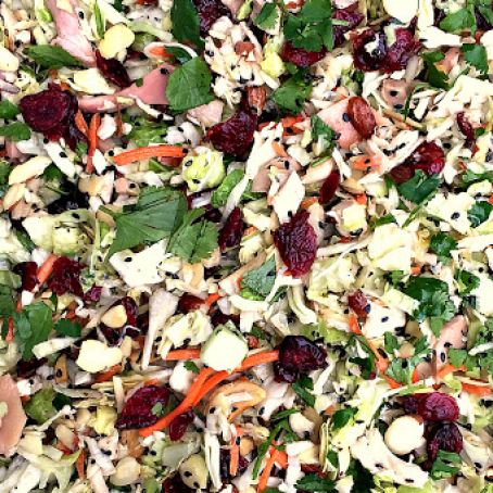 ASIAN CHICKEN CRANBERRY SALAD