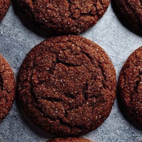 Chewy Molasses Cookies