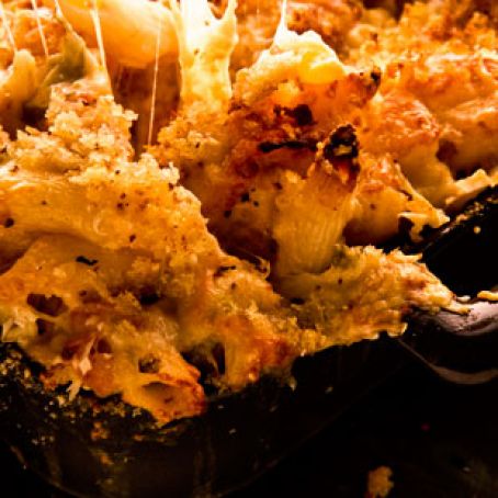 Cheesy Baked Penne With Cauliflower And Crème Fraîche