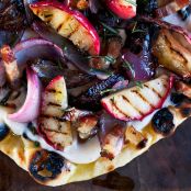 Grilled Flatbreads with Apples, Bacon, and Onion
