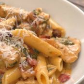 CREAMY CHICKEN BACON PASTA