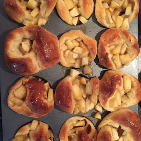 Challah Apple Rolls