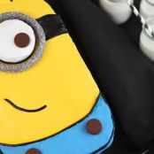 Minion Sheet Cake