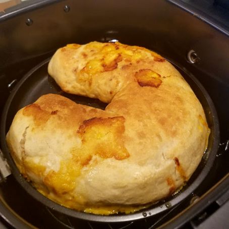 PHILLY CHICKEN CHEESESTEAK STROMBOLI