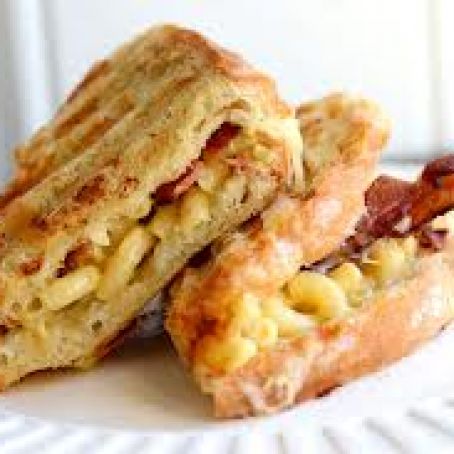 Mac and Cheese Grilled Cheese with Bacon Two Ways