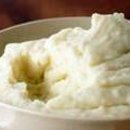 Mashed Potatoes with Roasted Garlic and Mascarpone Cheese