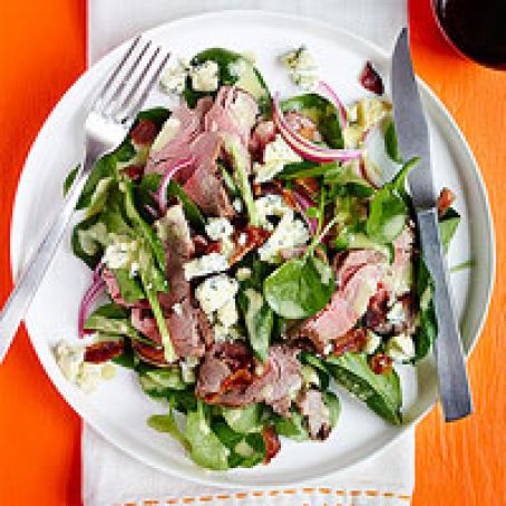 Steak & Spinach Salad with Bacon Bits & Blue Cheese