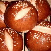 Pretzel Rolls