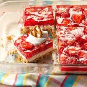 Strawberry Pretzel Salad