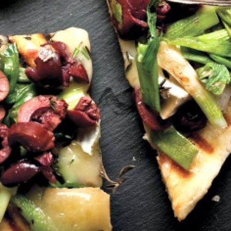 Wood-Grilled Spring Onion, Brie & Kalamata Olive Pizza