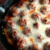 Baked Meatballs with Mozzarella