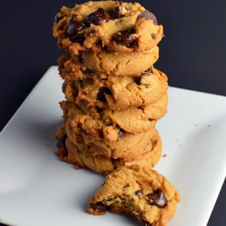 PEANUT BUTTER CHOCOLATE CHIP COOKIES