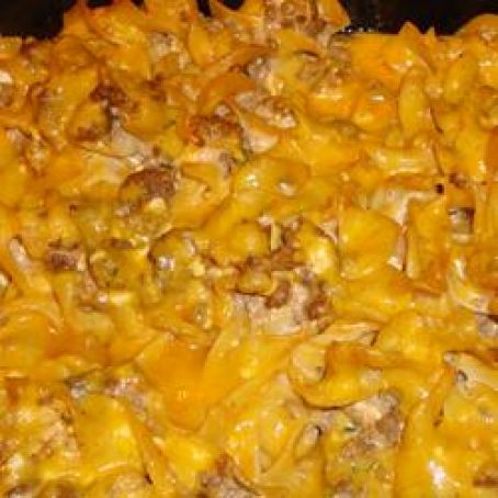 BEEF NOODLE WEEKNIGHT CASSEROLE