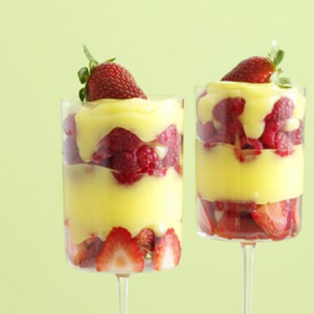 Amaretto Custard Berry Parfaits