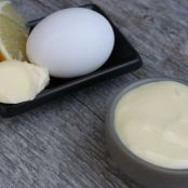 No-Cook Hollandaise Sauce