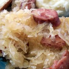 Kielbasa & Sauerkraut & Apples     3 Pts/ 1 C & 5 Pieces