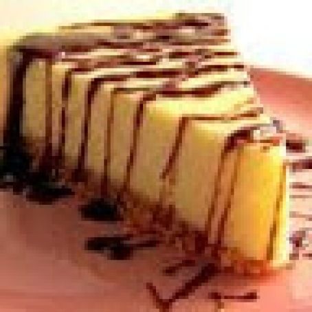 Mascarpone Cheesecake with Almond Crust