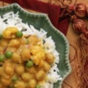 Coconut Curry Chickpeas and Cauliflower (vegan)