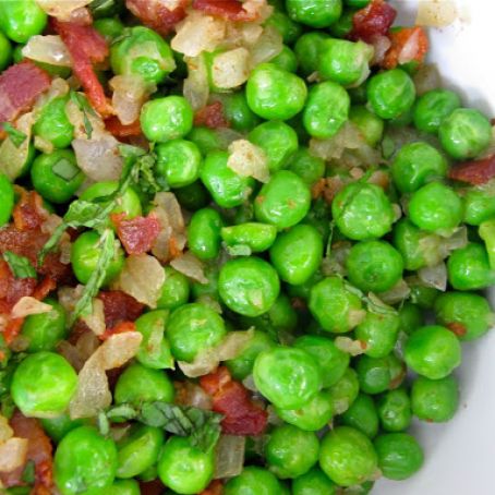 Peas with Onions and Bacon***