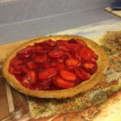 EASY STRAWBERRY PIE WITH JELLO