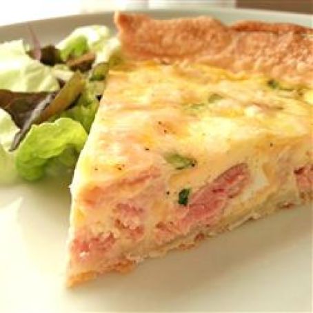 HAM & CHEESE QUICHE