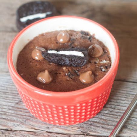 Chocolate Oreo mug cake