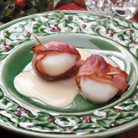 Bacon-Wrapped Scallops with Cream Sauce Recipe