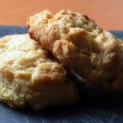 Apple Cheddar Scones